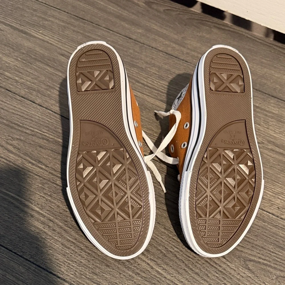 Converse Chuck Taylor All Star Street Canvas Sneaker